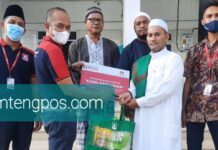 Alfamidi Bagikan Paket Sembako Kado Ramadhan di Padang Sidempuan