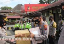 Kapolres Padangsidimpuan Berikan Perhargaan Kepada Personil Berprestasi