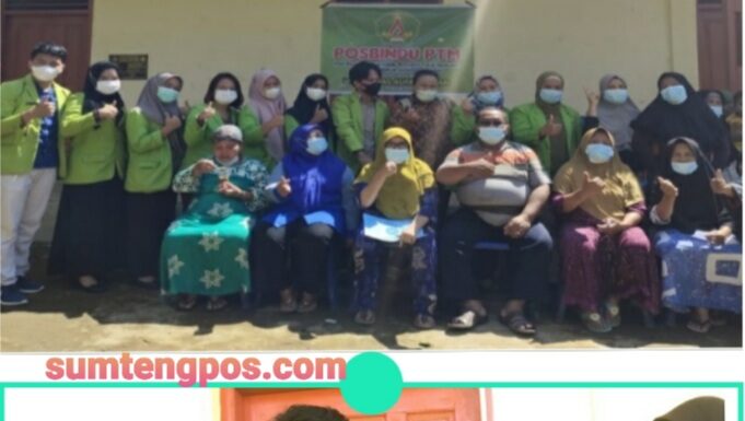 Mahasiswa KKN Universitas Aufa Royhan Di Kota Padangsidimpuan Fakultas Kesehatan 2021 Berpartisipasi Dalam Kegiatan POSBINDU Lansia Di Desa Sibangkua