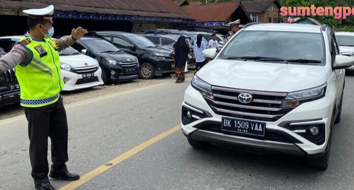 H+4 Lebaran, Kondisi Arus Lalu Lintas di Aek Sijorni Mulai Terlihat Lengang