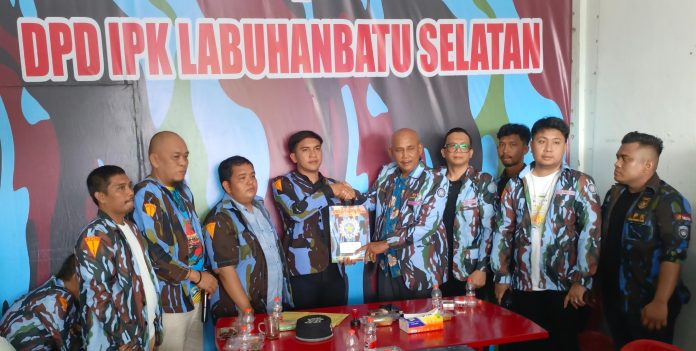 d5487de9-b9cb-47ac-bfdf-1b1372ae701d