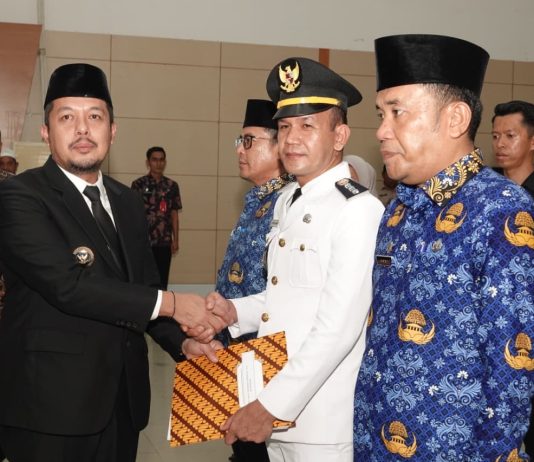 Bupati Paluta Resmi Melantik dan Mengambil Sumpah Jabatan 51 Pejabat,Di Auala Serba Guna Kantor Bupati
