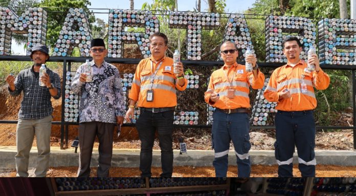 Libatkan Masyarakat Kelola Sampah Plastik, PT Agincourt Resources Bangun Taman Ecobrick di Batang Toru