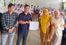 IPPMH Goes to School: Edukasi Bahaya Pergaulan Bebas dan Bijak Bermedia Sosial di SMA Negeri 1 Halongonan